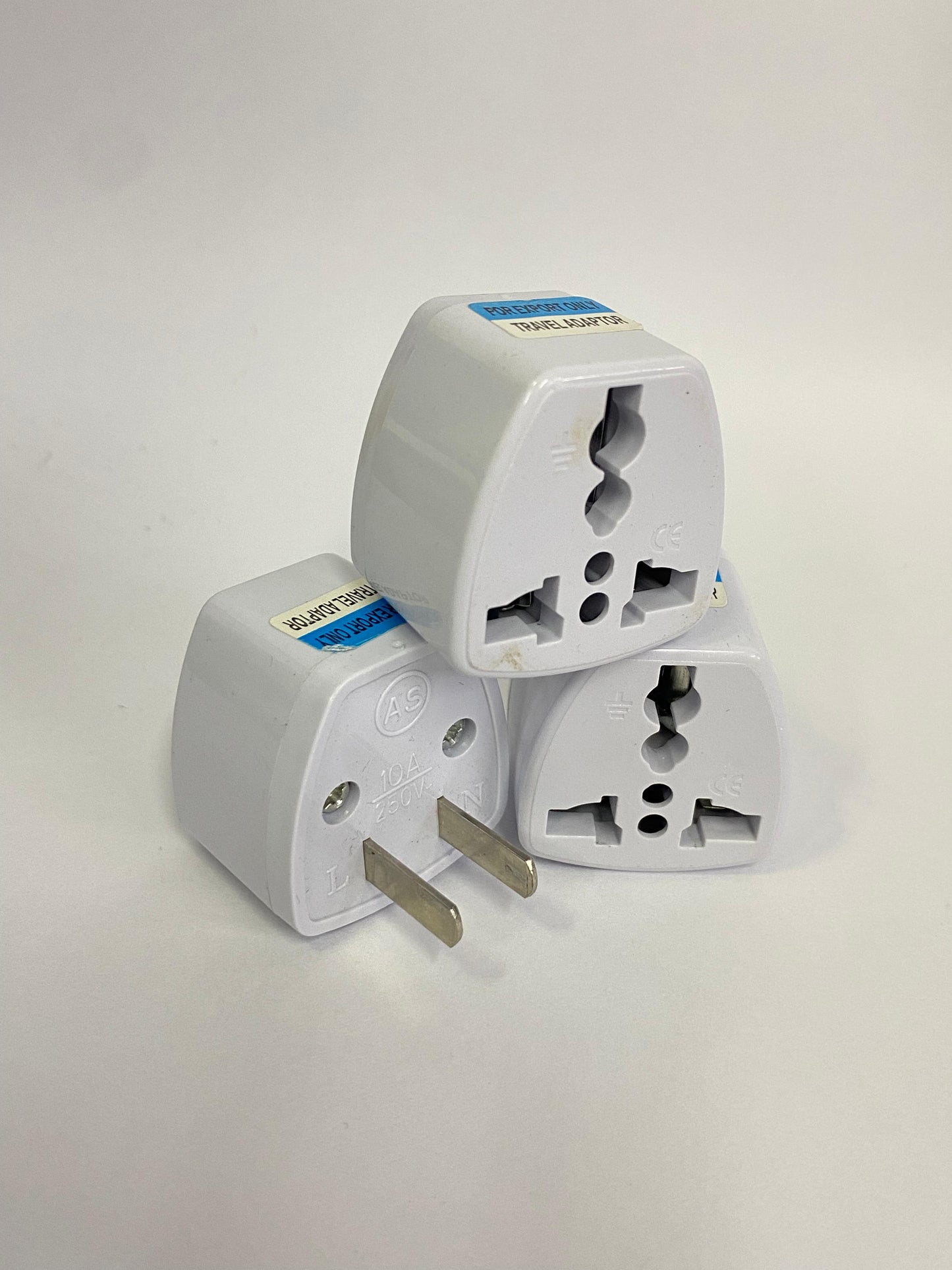 Adaptador pata redonda a pata plana