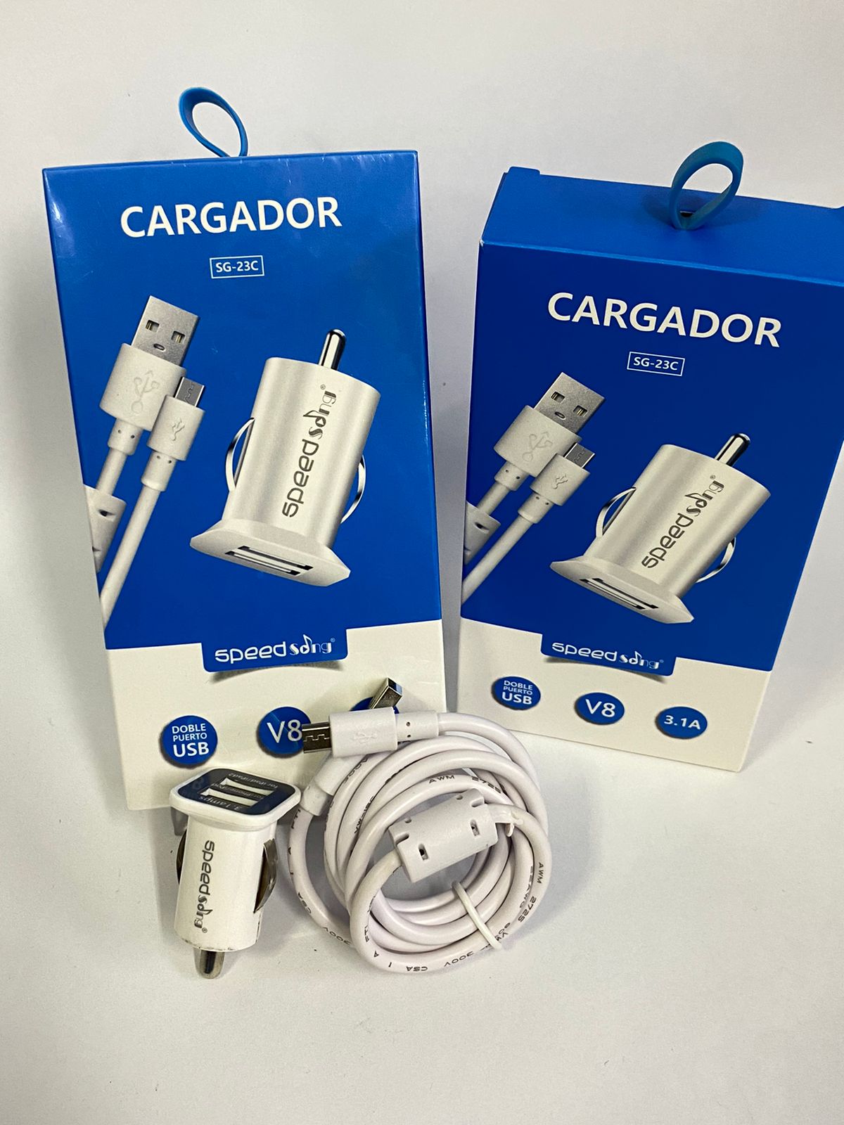 Cargador carro Speed Song con cable