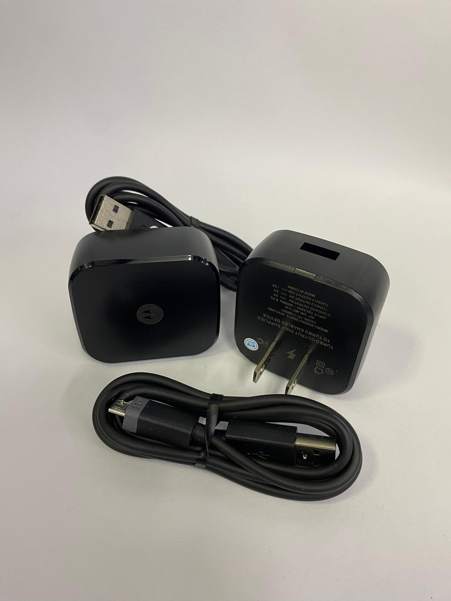 Cargador tipo original Motorola V8